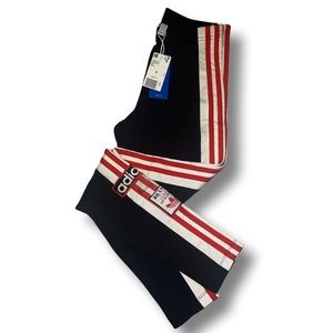 NWT Adidas leggings with three stripes